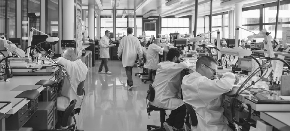 劳力士维修养护团队